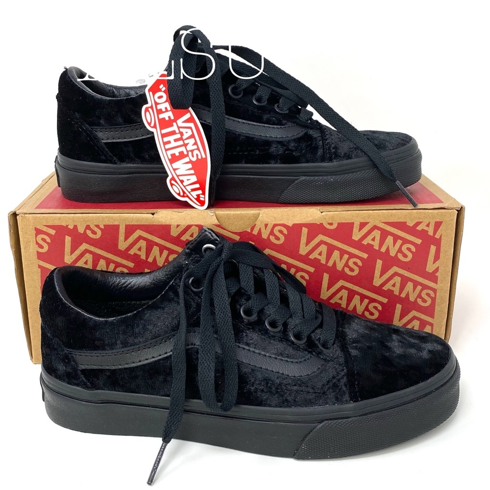 VANS Old Skool Velvet Black Kids Size 4.5 VN0A38G1NQ9 - Picture 2 of 8